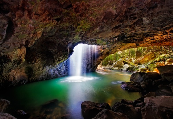 natural-arch-springbrook